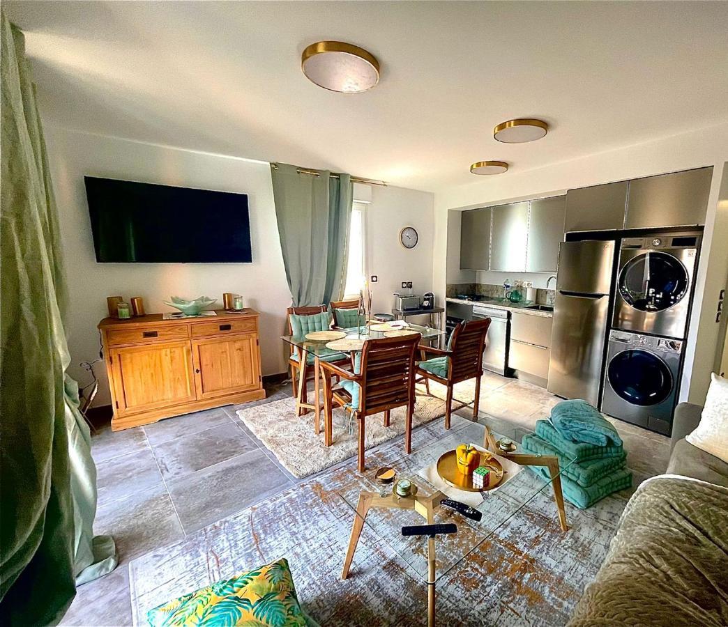 Appartement Carqueiranne Le Port Kültér fotó